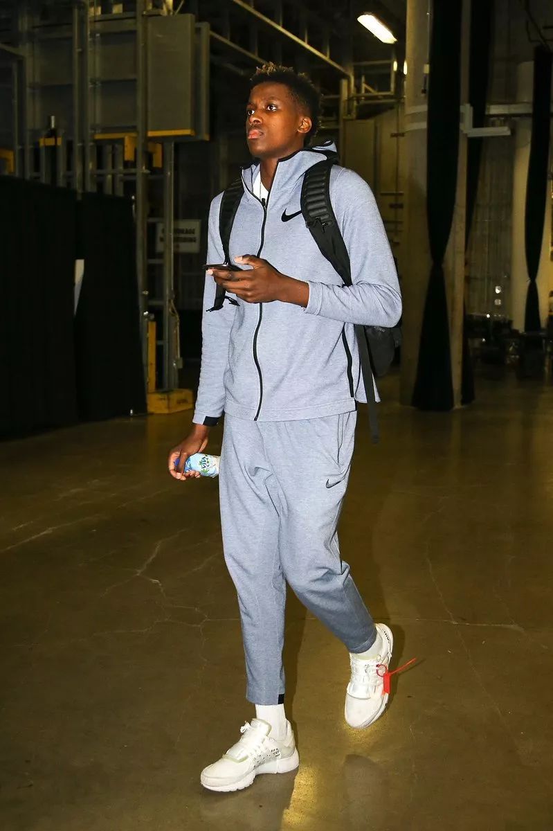 肋部空间完 肋部空间完